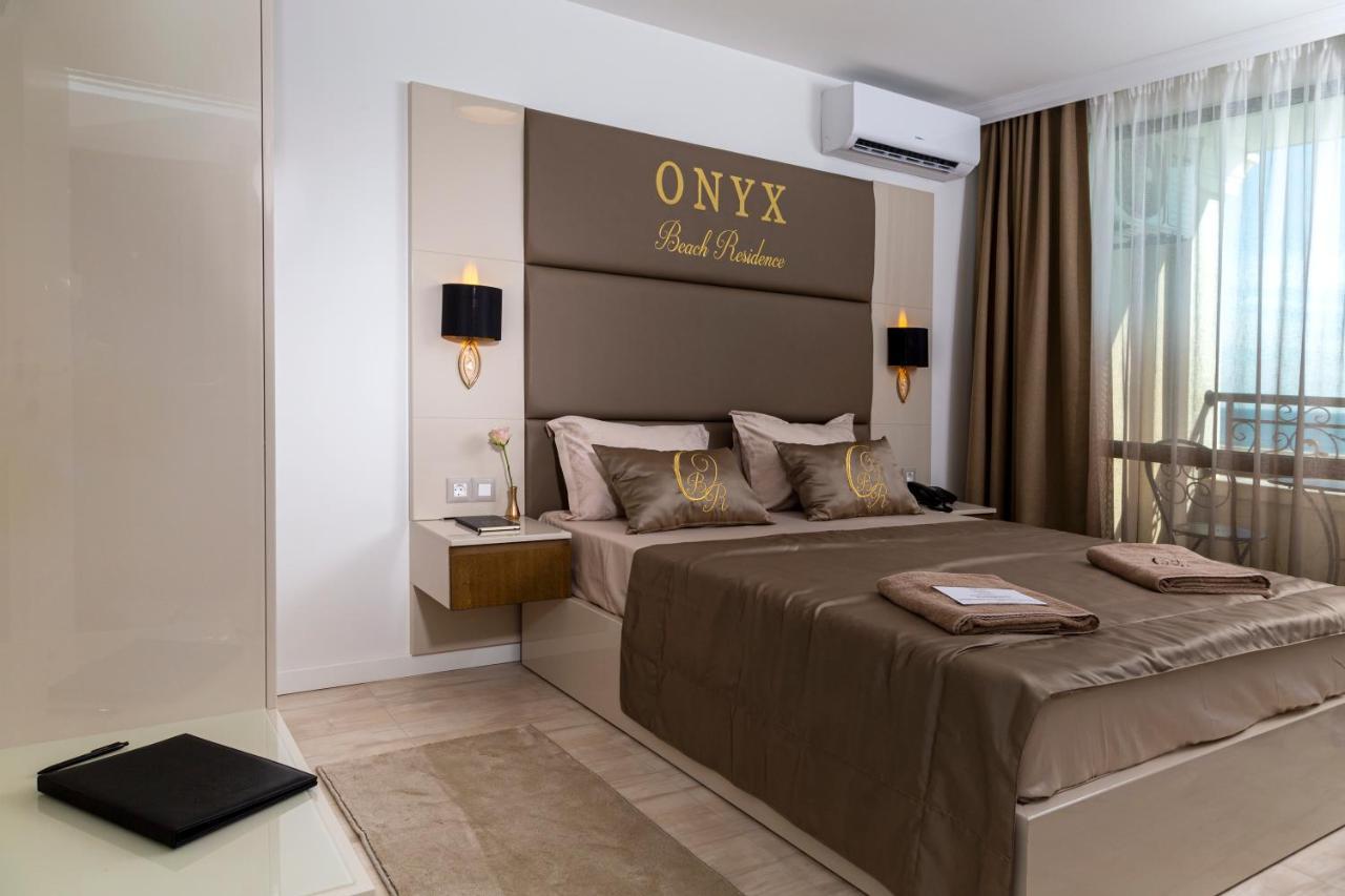 Onyx - Free Parking & Access Hotel 4*