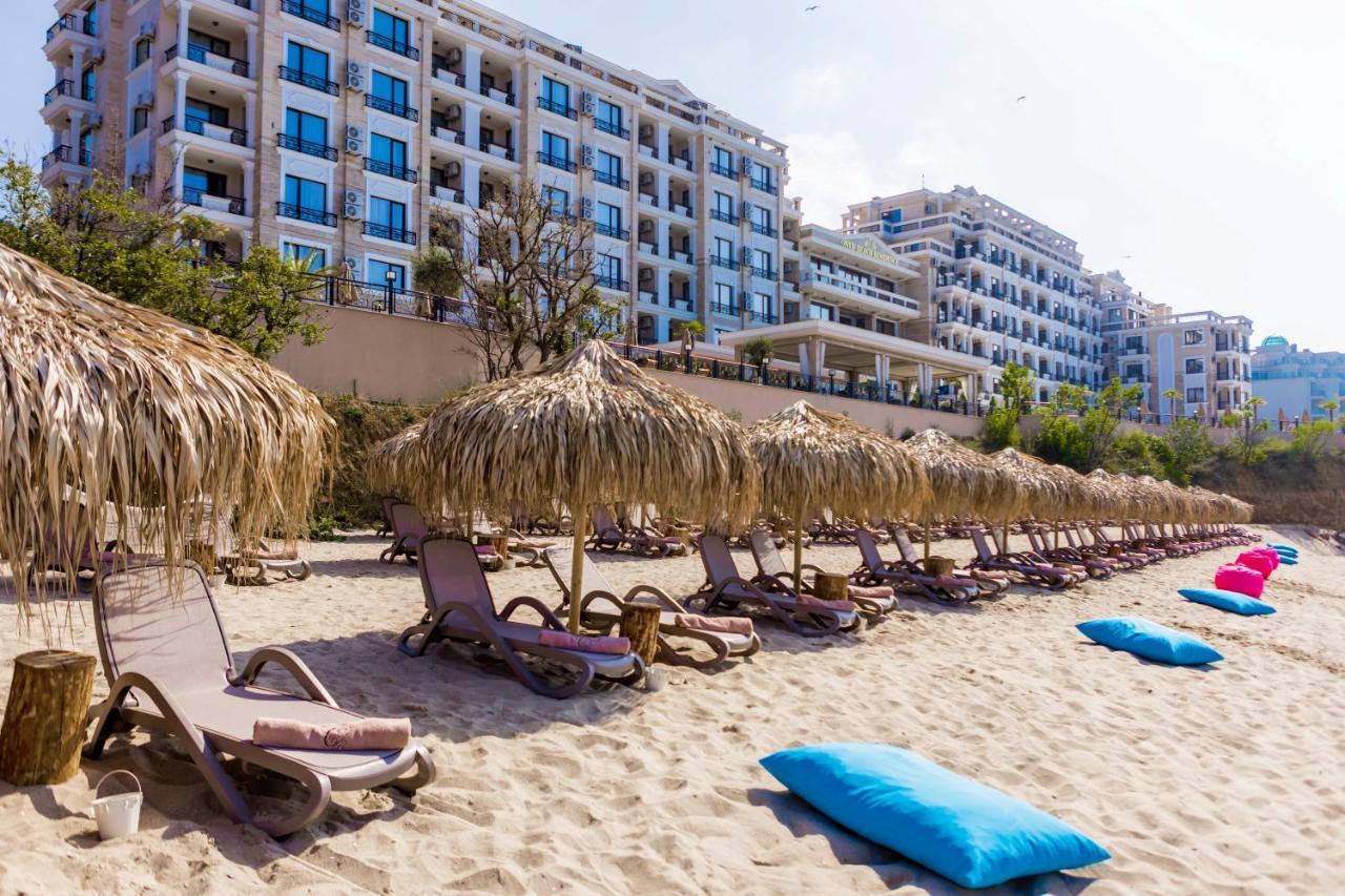 Onyx - Free Parking & Access Hotel